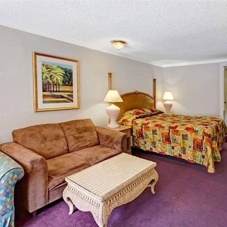 Knights Inn Austell Bagian luar foto
