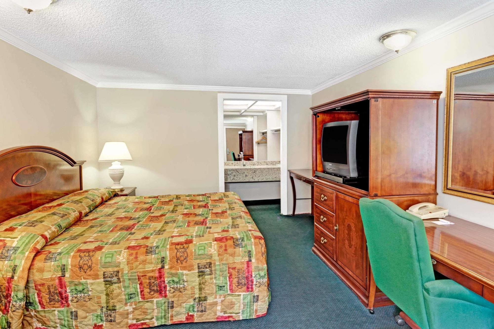 Knights Inn Austell Bagian luar foto