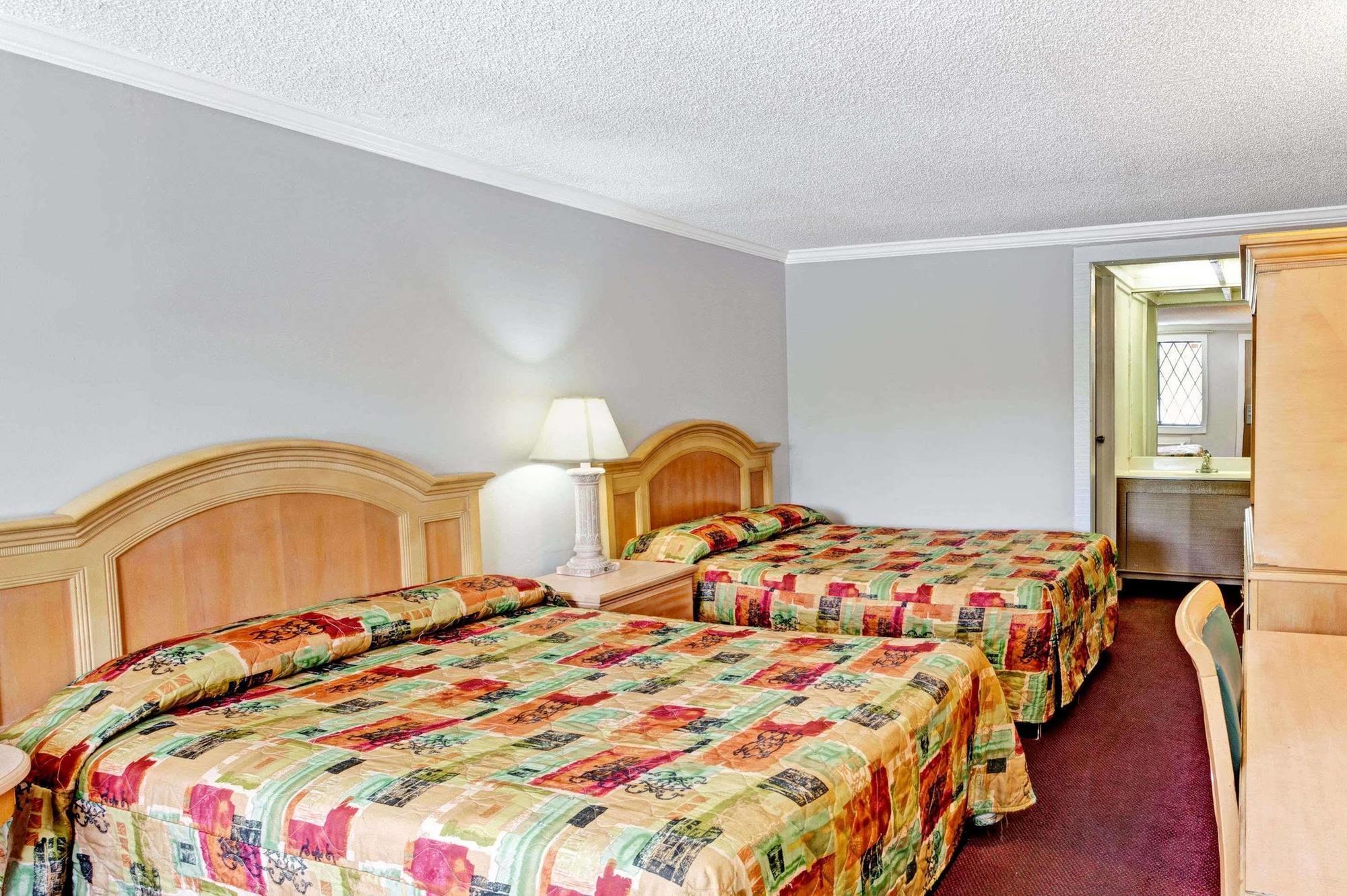 Knights Inn Austell Bagian luar foto