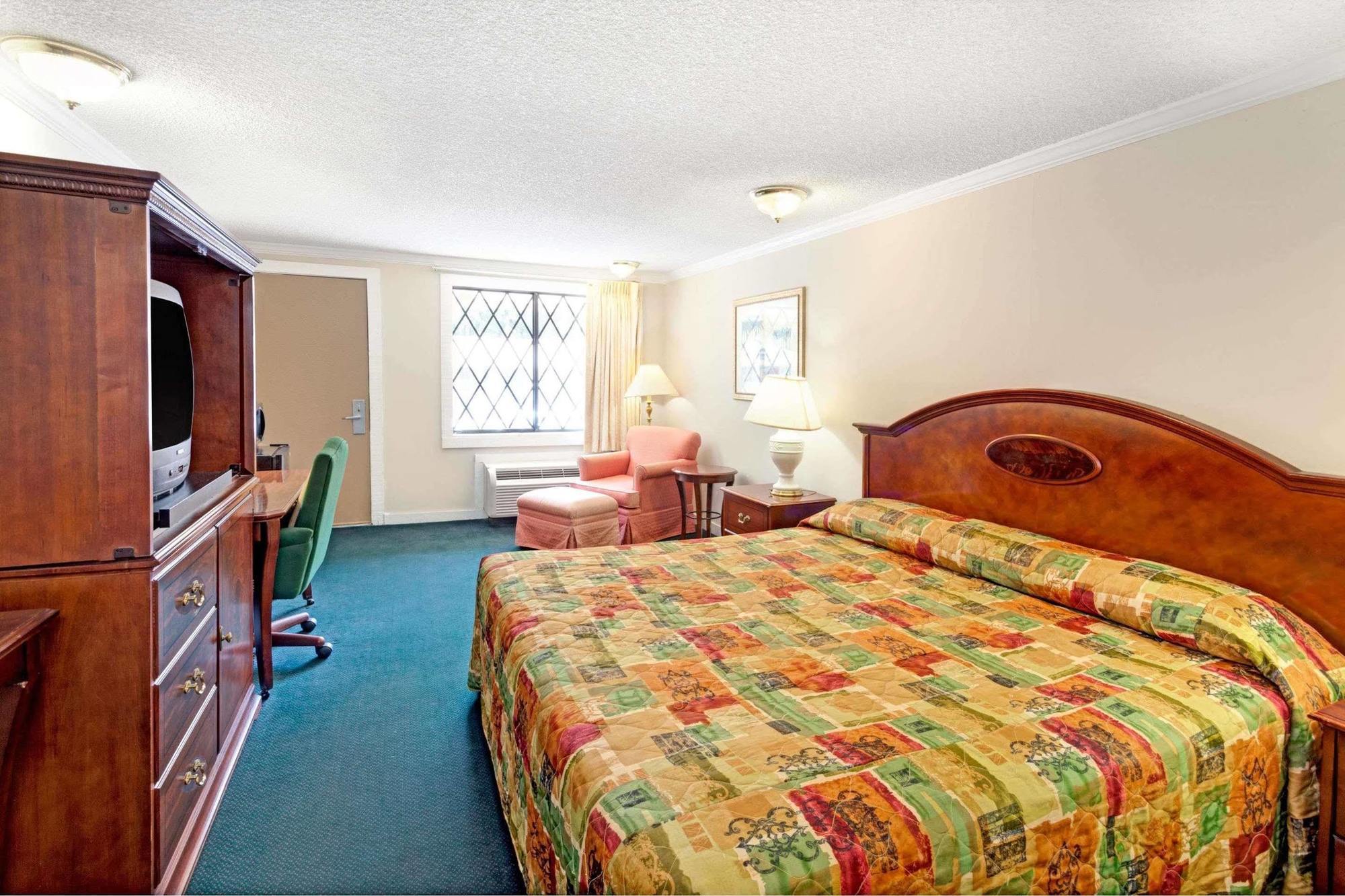 Knights Inn Austell Bagian luar foto